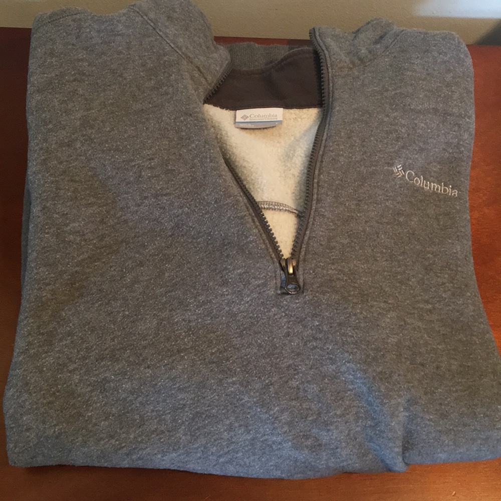 Grey Columbia quarter zip pullover.